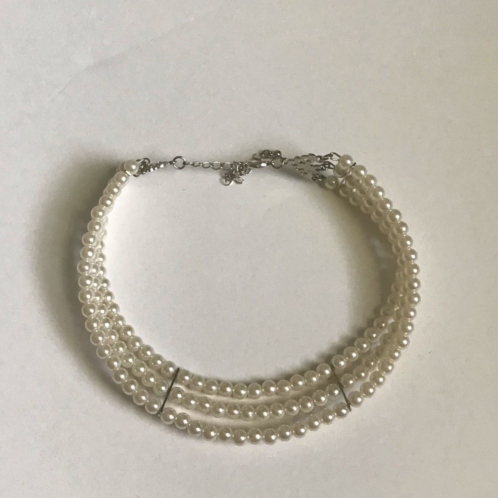 💡Vintage Faux Pearl Choker Necklace - Picture 4 of 6